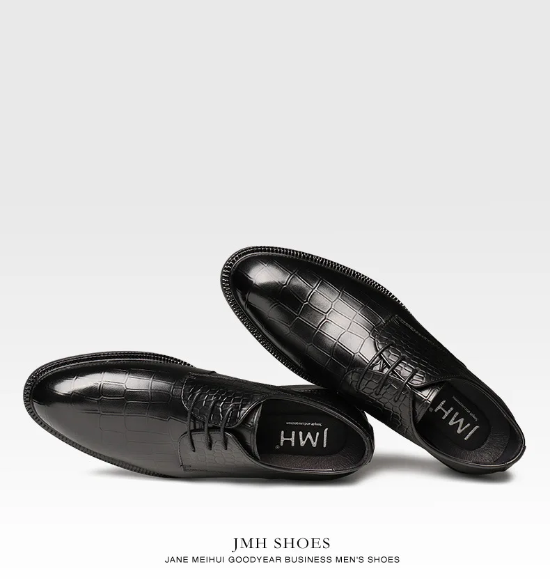 2021 Formal leather shoes men's business youth embossed lace-up wedding groom cowhide suit shoes British round toe shoes
2021 Formal leather shoes men's business youth embossed lace-up wedding groom cowhide suit shoes British round toe shoes