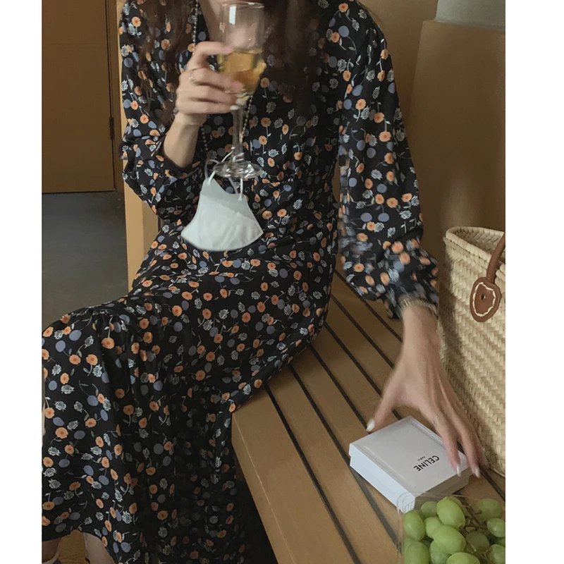Korean Chic Retro Romantic French Style Temperament Cute Youth-Looking Floral Print Mid-Length V-neck Summer Chiffon Dress
Korean Chic Retro Romantic French Style Temperament Cute Youth-Looking Floral Print Mid-Length V-neck Summer Chiffon Dress