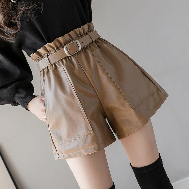 Fashion PU Leather Shorts Women High Waist Shorts with Waistband 2022 Autumn and Winter Streetwear Solid Wide Leg Shorts 11091
Fashion PU Leather Shorts Women High Waist Shorts with Waistband 2022 Autumn and Winter Streetwear Solid Wide Leg Shorts 11091