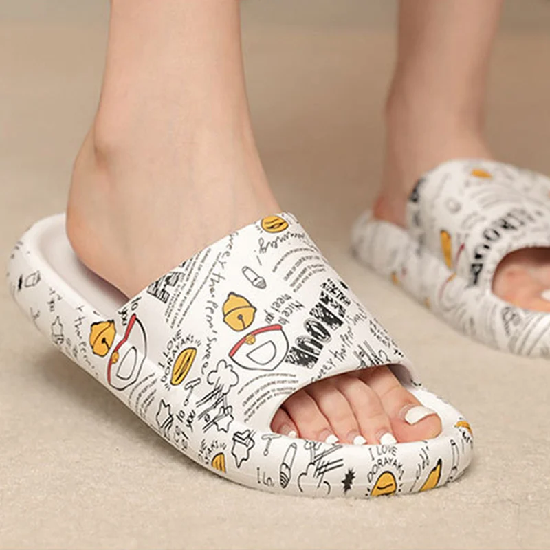 Summer Cartoon Platform House Slippers Women Non-slip Soft Bathroom Shoes Footwear Couple Plus Size Flip Flops Slippers For Home
Summer Cartoon Platform House Slippers Women Non-slip Soft Bathroom Shoes Footwear Couple Plus Size Flip Flops Slippers For Home