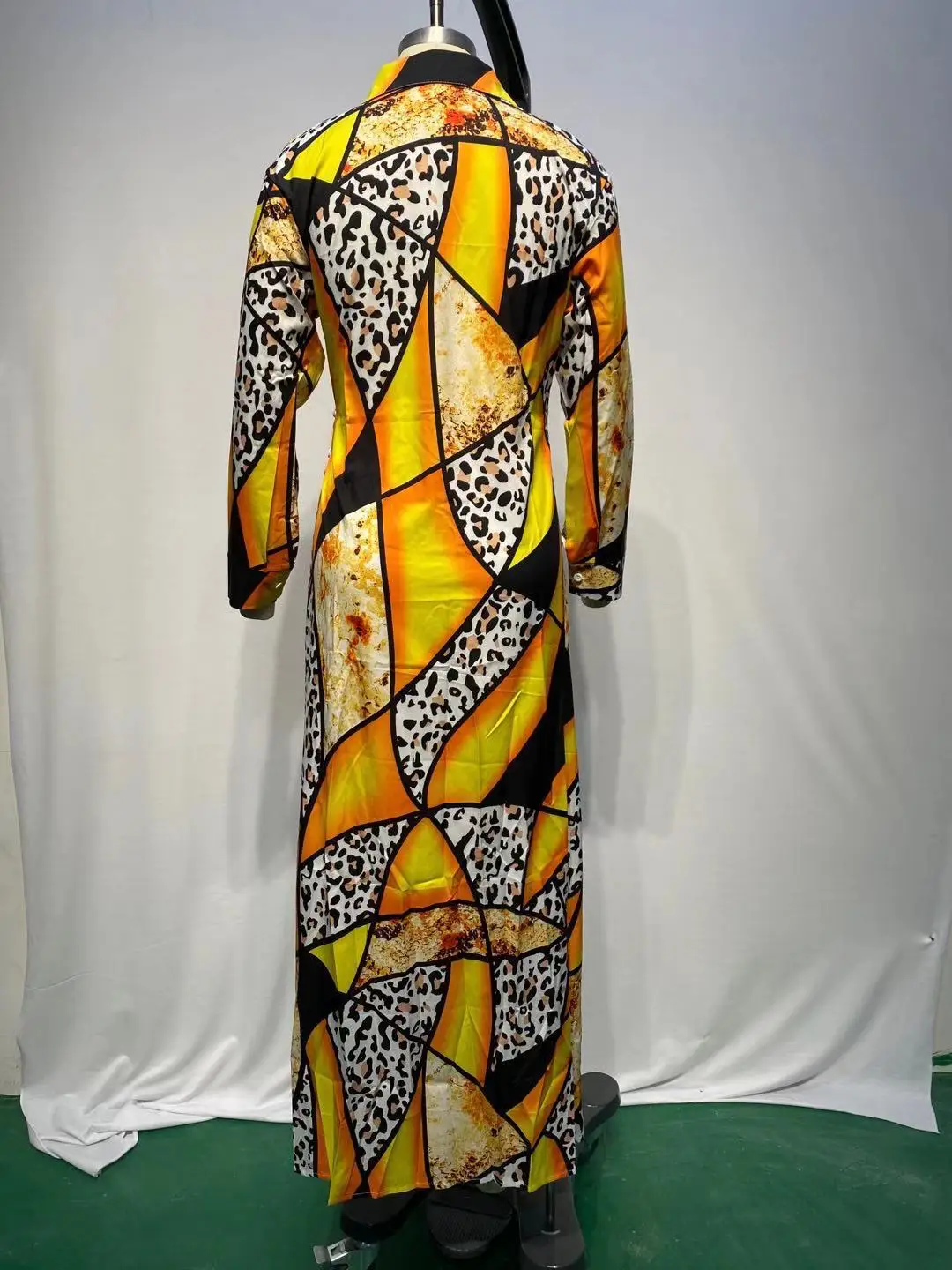 Zoctuo Maxi Dress Long Sleeve New Sexy Long Women'S Dress Slit V-Neck Printed Leopard Print Party Dress
Zoctuo Maxi Dress Long Sleeve New Sexy Long Women'S Dress Slit V-Neck Printed Leopard Print Party Dress