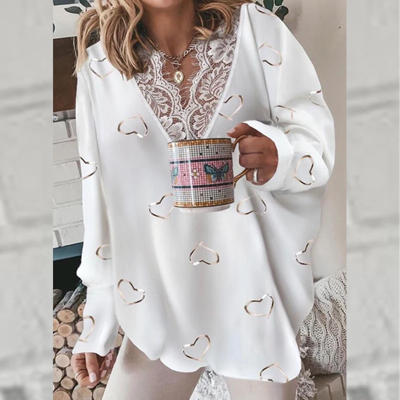 2021 Women Elegant V-Neck Lace Patchwork Shirts Lady Streetwears Autumn Winter Fashion Letter Print Casual Loose Tops Pullovers
2021 Women Elegant V-Neck Lace Patchwork Shirts Lady Streetwears Autumn Winter Fashion Letter Print Casual Loose Tops Pullovers
