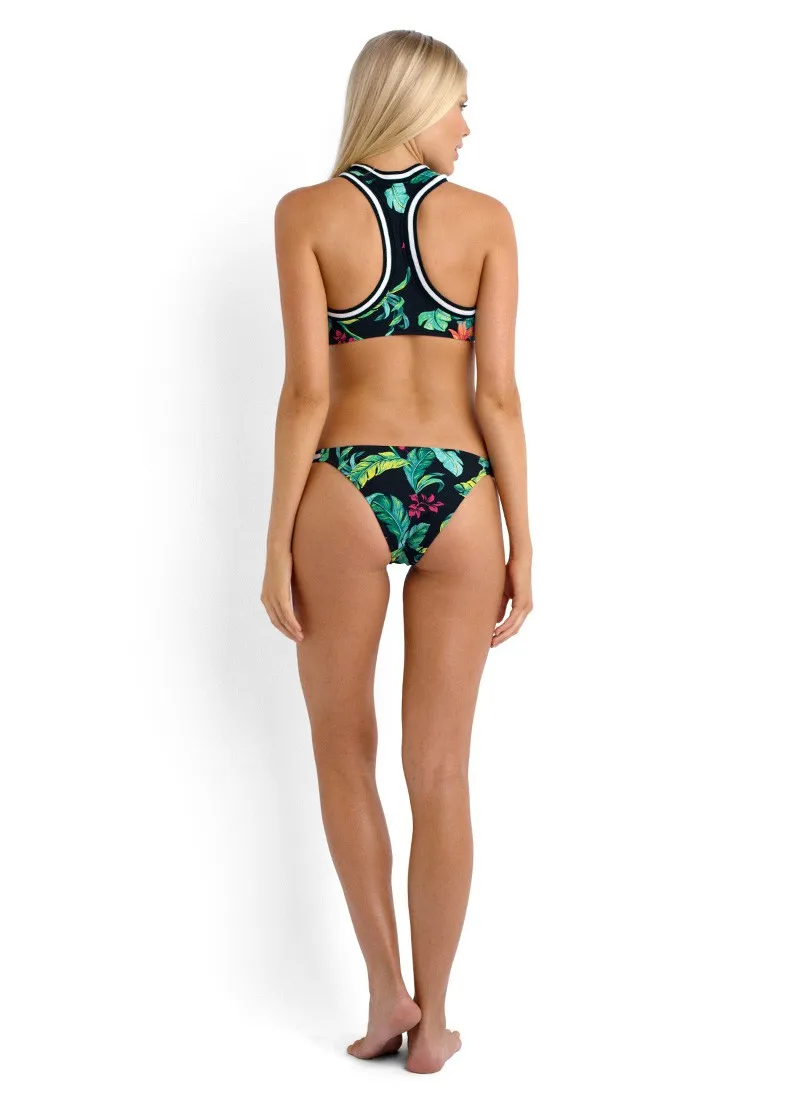 2021 New Summer Low-waist Hollow Swimsuit Female Push-up Bikini Suit Color Matching Swimsuit Fusion Female Two-piece Solid Color
2021 New Summer Low-waist Hollow Swimsuit Female Push-up Bikini Suit Color Matching Swimsuit Fusion Female Two-piece Solid Color