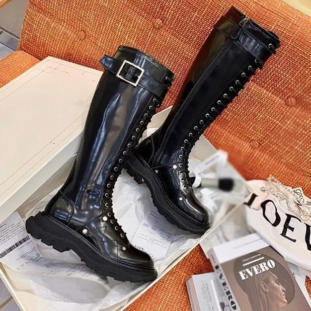 Winter Boots Women Platform Shoes Genuine Leather Riding Boots Zipper Women Shoes Long Boots Black Knight Boots for Women Autumn
Winter Boots Women Platform Shoes Genuine Leather Riding Boots Zipper Women Shoes Long Boots Black Knight Boots for Women Autumn