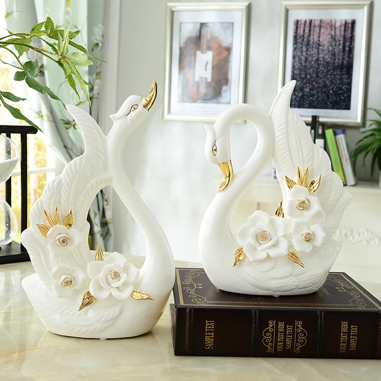 Swan ornaments, ceramics, European style, living room gift idea a pair of TV cabinet, wine cabinet, home decoration wedding gift
Swan ornaments, ceramics, European style, living room gift idea a pair of TV cabinet, wine cabinet, home decoration wedding gift