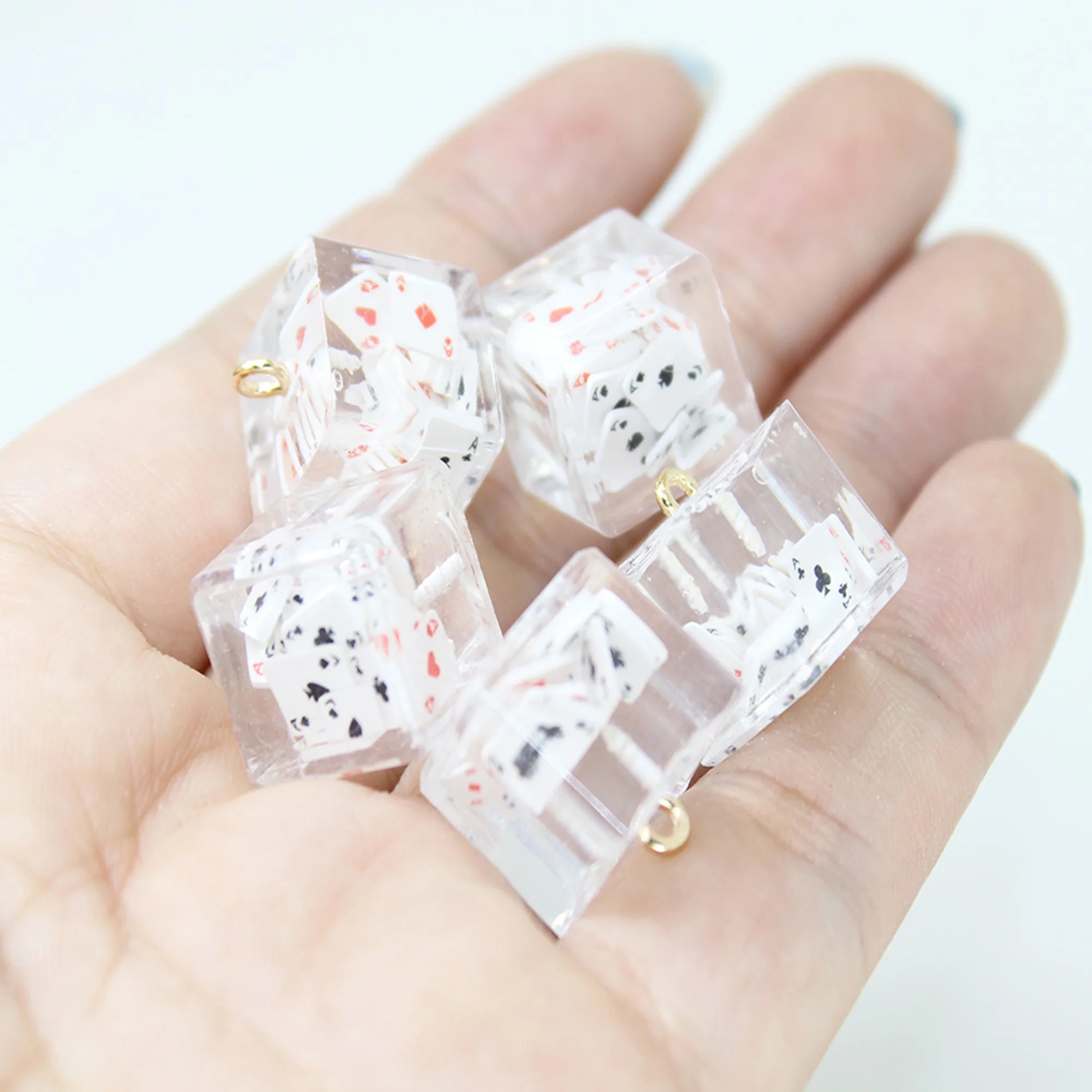 Yamily 10pcs/Resin Poker Square Charm 3D Transparent Korean DIY Square Jewelry For Earrings Keychain Bracelet Necklace Making
Yamily 10pcs/Resin Poker Square Charm 3D Transparent Korean DIY Square Jewelry For Earrings Keychain Bracelet Necklace Making