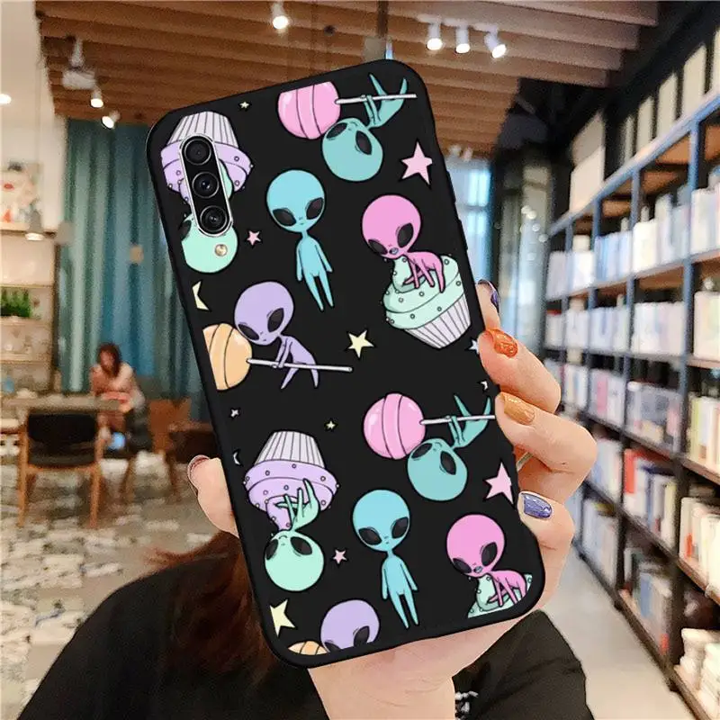 Aesthetics Cute Cartoon Alien Phone Case For Samsung galaxy S 21 20 10 8 A 50 21s 51 71 70 40 20 20e note 10 plus Ultra 5g fe
Aesthetics Cute Cartoon Alien Phone Case For Samsung galaxy S 21 20 10 8 A 50 21s 51 71 70 40 20 20e note 10 plus Ultra 5g fe