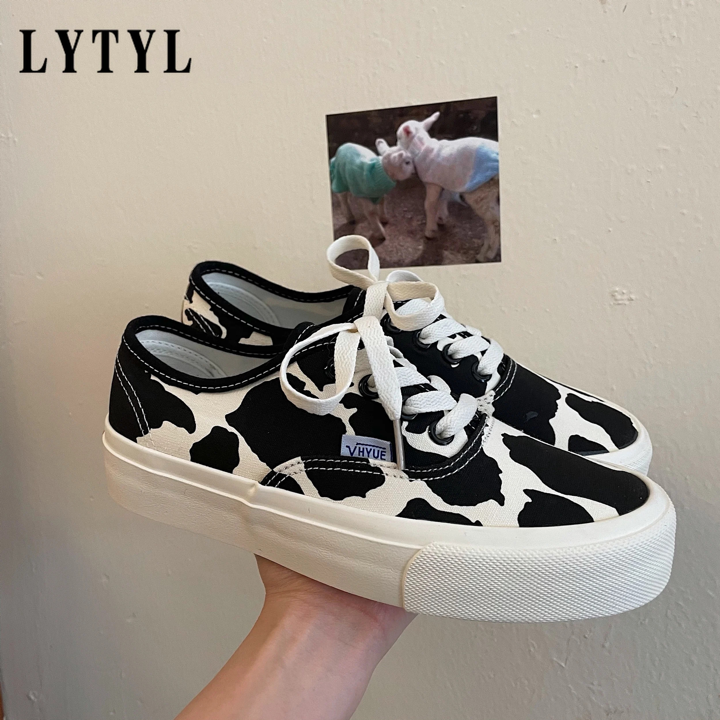 Original Pink Leopard Canvas Shoes Women's Shoes Niche Design Sense Korean Wild Board Shoes Ins Tide 2021 NewB20-780
Original Pink Leopard Canvas Shoes Women's Shoes Niche Design Sense Korean Wild Board Shoes Ins Tide 2021 NewB20-780