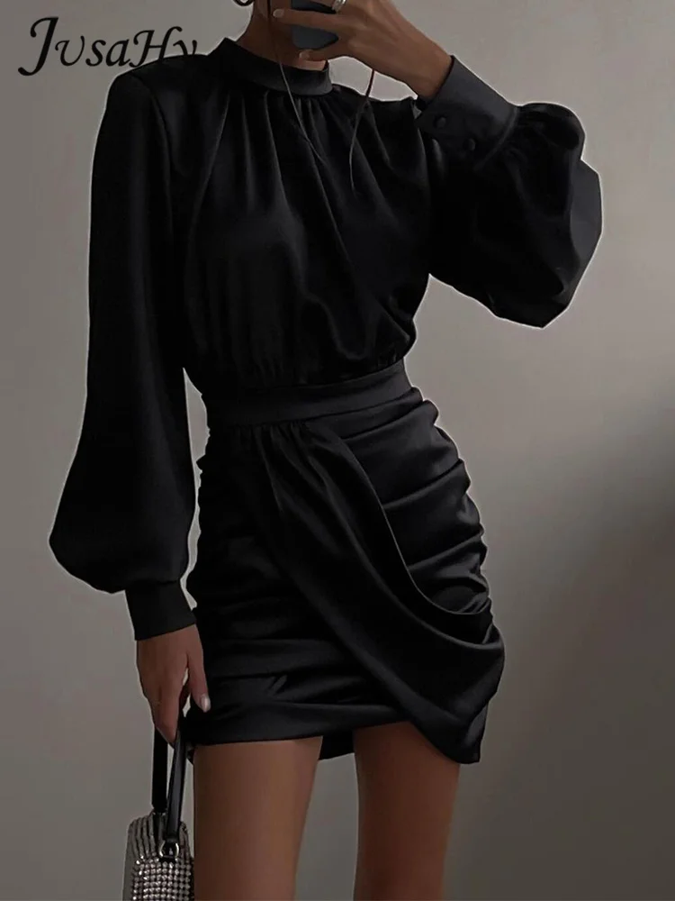 Платье-мини женское однотонное Плиссированное с высоким воротником и длинными рукавами
Платье-мини женское однотонное Плиссированное с высоким воротником и длинными рукавами