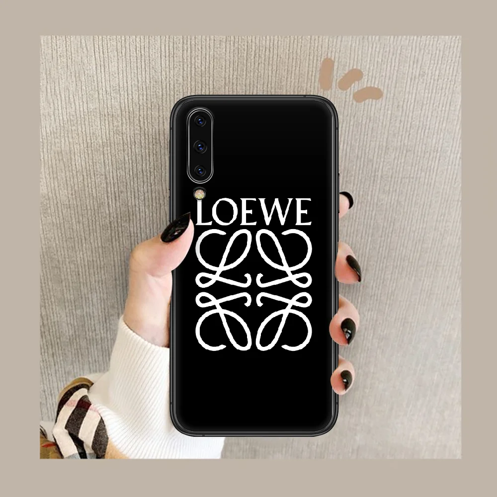 fashion brand Phone Case Cover For Samsung Galaxy A10 A11 A20 E A21 A30 A40 A41 A50 A51 A70 A71 A81 S 4G 5G black Cell Painting 
fashion brand Phone Case Cover For Samsung Galaxy A10 A11 A20 E A21 A30 A40 A41 A50 A51 A70 A71 A81 S 4G 5G black Cell Painting