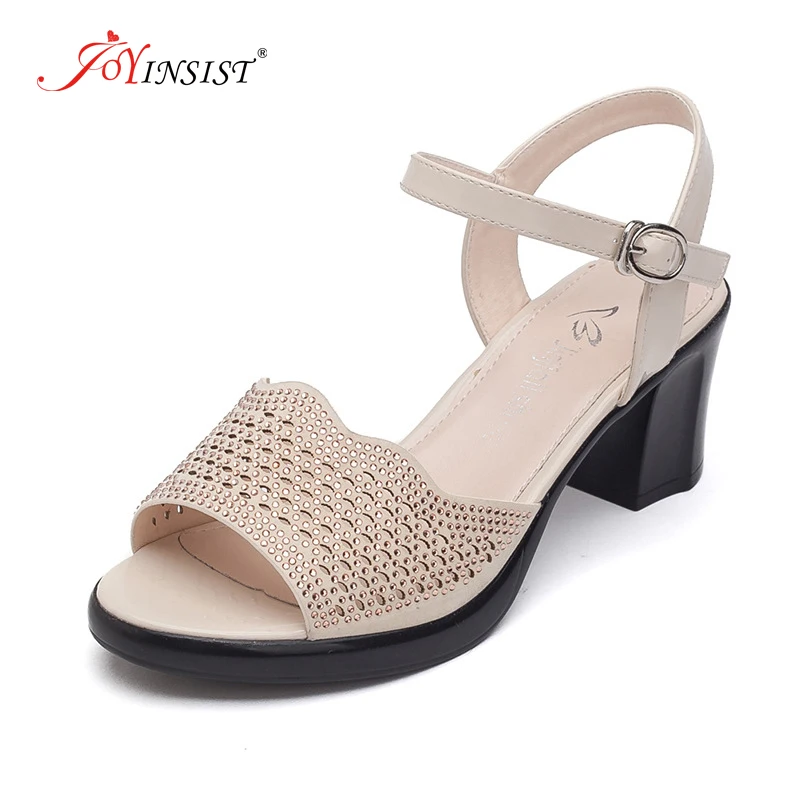 2020 New Summer Fashion Women Sandals Comfortable Leather Thick Heels Women's Casual Shoes Platform Sandal Hollow Out diamond 
2020 New Summer Fashion Women Sandals Comfortable Leather Thick Heels Women's Casual Shoes Platform Sandal Hollow Out diamond
