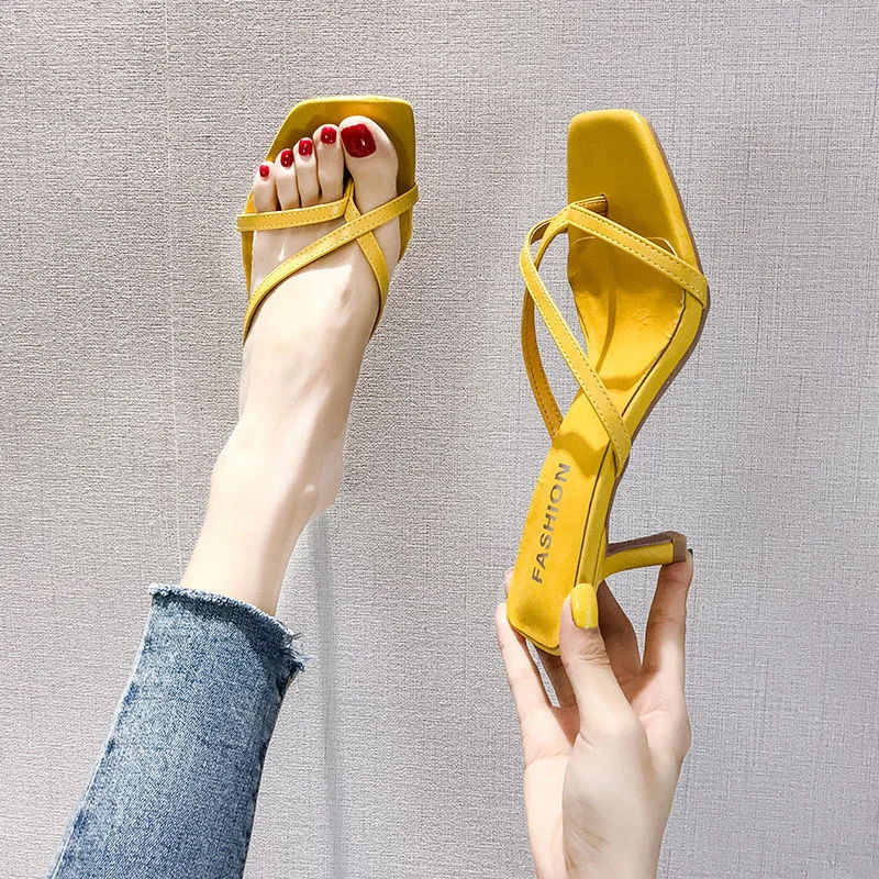 Slippers Casual Female Shoes Rubber Flip Flops Thin Heels Slides Heeled Mules Luxury 2022 Hawaiian High Summer Scandals Fabric P
Slippers Casual Female Shoes Rubber Flip Flops Thin Heels Slides Heeled Mules Luxury 2022 Hawaiian High Summer Scandals Fabric P