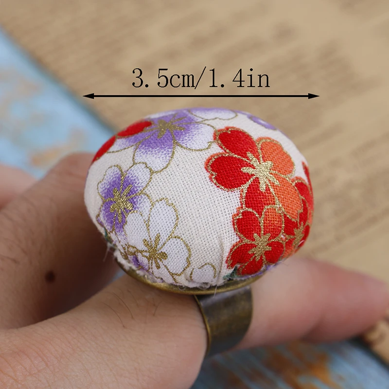 1PC Cute Ball Shaped DIY Craft Needle Pin Cushion Holder Sewing Kit Pincushions Home Sewing Supplies 3.5CM
1PC Cute Ball Shaped DIY Craft Needle Pin Cushion Holder Sewing Kit Pincushions Home Sewing Supplies 3.5CM