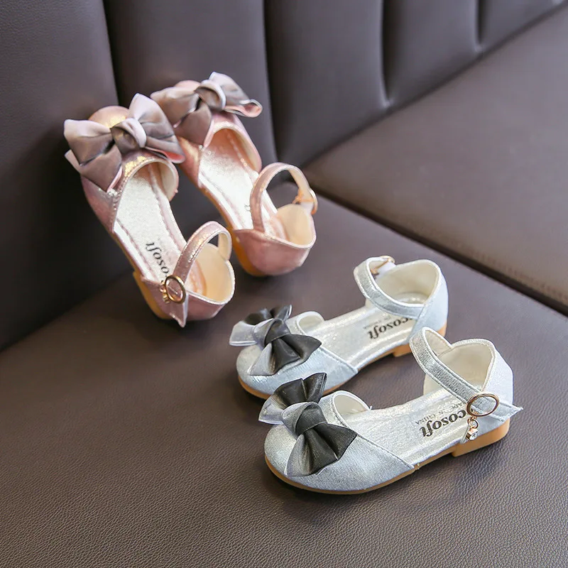 Fashion Spring Summer Sweet Butterfly-knot Children's Leather Shoes Casual Chic Bow With Rhinestone Pendant Girls Flats For Kids
Fashion Spring Summer Sweet Butterfly-knot Children's Leather Shoes Casual Chic Bow With Rhinestone Pendant Girls Flats For Kids