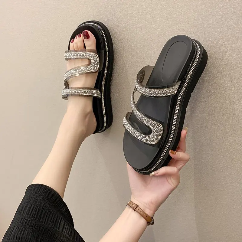 Beach Shoes Slippers Casual Slides Slipers Women Platform Jelly Flip Flops Sabot Luxury Summer Flat 2021 Soft Glitter Scandals R
Beach Shoes Slippers Casual Slides Slipers Women Platform Jelly Flip Flops Sabot Luxury Summer Flat 2021 Soft Glitter Scandals R