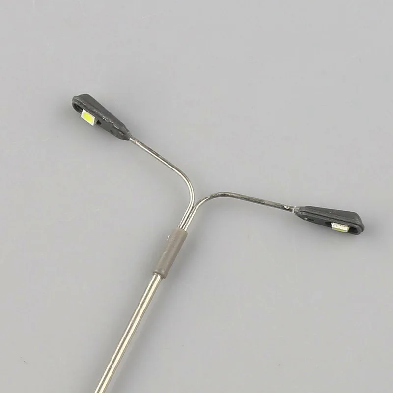 10Pcs 1:75 OO Scale 2-Head LED Light Metal LampPost Train Railway Street Scenery
10Pcs 1:75 OO Scale 2-Head LED Light Metal LampPost Train Railway Street Scenery