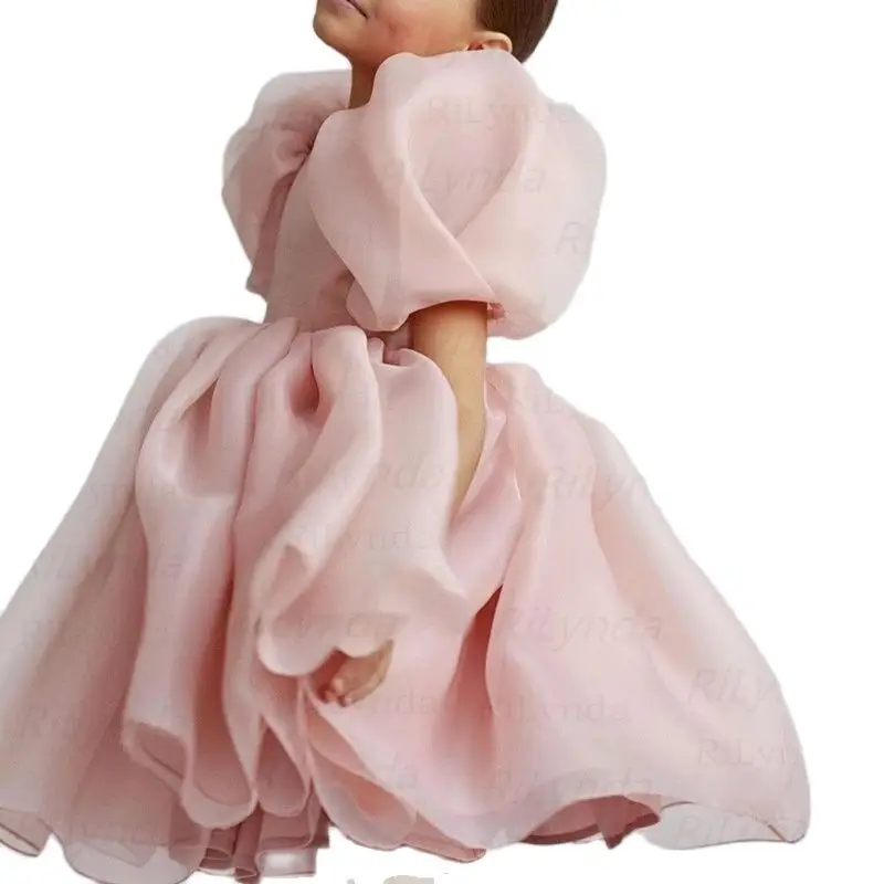 Pink Flower Pageant Dresses For Wedding Kids Ball Gowns Tiered Ruffles Backless First Communion Dresses For Girls
Pink Flower Pageant Dresses For Wedding Kids Ball Gowns Tiered Ruffles Backless First Communion Dresses For Girls
