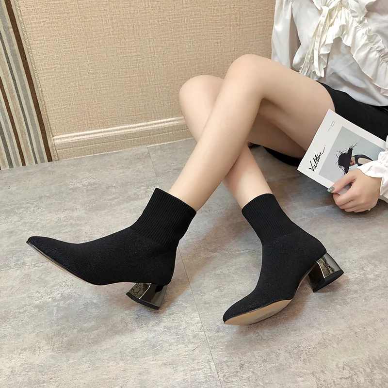Women's Boots Pointed Toe Yarn Elastic Ankle Boots Thick Heel Woman Female Socks Boots 2019 Knitting O4-48
Women's Boots Pointed Toe Yarn Elastic Ankle Boots Thick Heel Woman Female Socks Boots 2019 Knitting O4-48