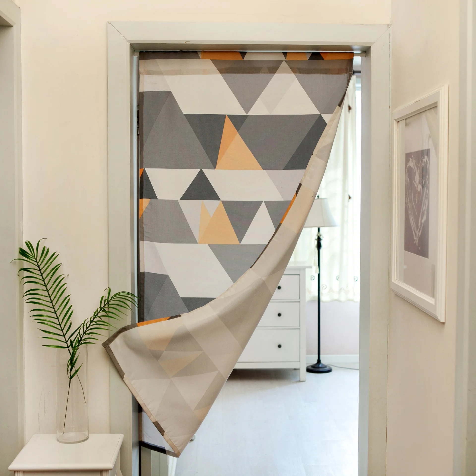 Shading oil-proof curtains kitchen door curtains living room partition curtains bathroom semi-shading hanging cloth without rod
Shading oil-proof curtains kitchen door curtains living room partition curtains bathroom semi-shading hanging cloth without rod