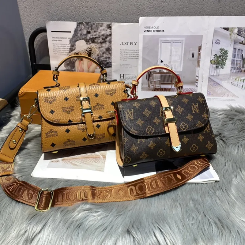 Luxury Brand Classical Print Women Flaps 2021 New Fashion Genuine Leather Handbags Ladies Famous Purse and Handbags Luis Vuiton
Luxury Brand Classical Print Women Flaps 2021 New Fashion Genuine Leather Handbags Ladies Famous Purse and Handbags Luis Vuiton