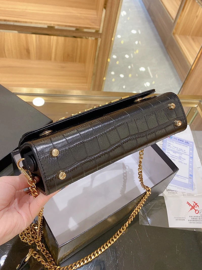 Bags for Women Fashion with Logo, Multifunctional Crocodile Grain Genuine Leather One-Shoulder Messenger Chain Small Wallet
Bags for Women Fashion with Logo, Multifunctional Crocodile Grain Genuine Leather One-Shoulder Messenger Chain Small Wallet