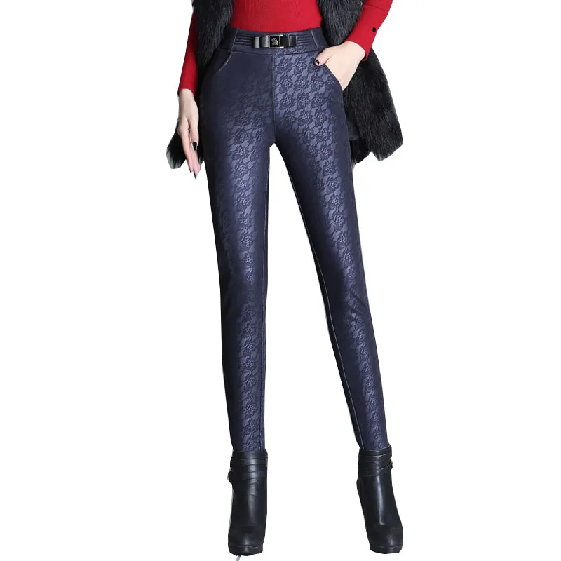 Новинка, женские осенне-зимние кружевные брюки, бархатные плотные теплые брюки из искусственной кожи, женские облегающие брюки из искусств...
Новинка, женские осенне-зимние кружевные брюки, бархатные плотные теплые брюки из искусственной кожи, женские облегающие брюки из искусств...