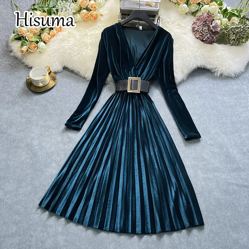 2021 autumn new women deep V-neck long sleeve pleating velvet party dress female Chic elegant bling A-line dresses with belt
2021 autumn new women deep V-neck long sleeve pleating velvet party dress female Chic elegant bling A-line dresses with belt