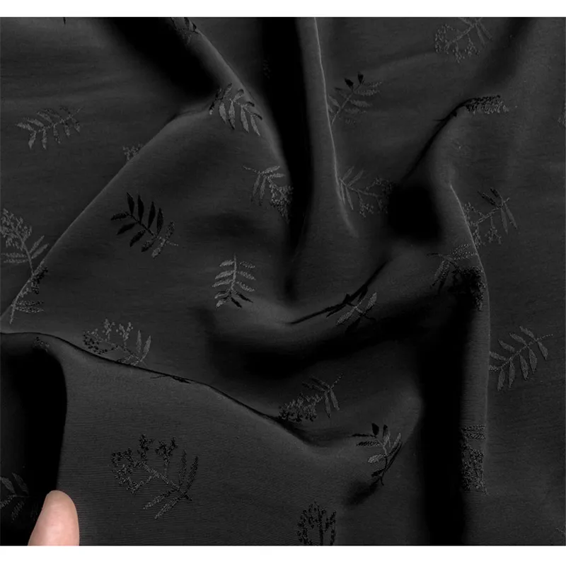 Ткани из натурального шелка и льна CF991, жаккардовые, с листьями, черные, для шитья, для женщин, для платьев, одежды
Ткани из натурального шелка и льна CF991, жаккардовые, с листьями, черные, для шитья, для женщин, для платьев, одежды