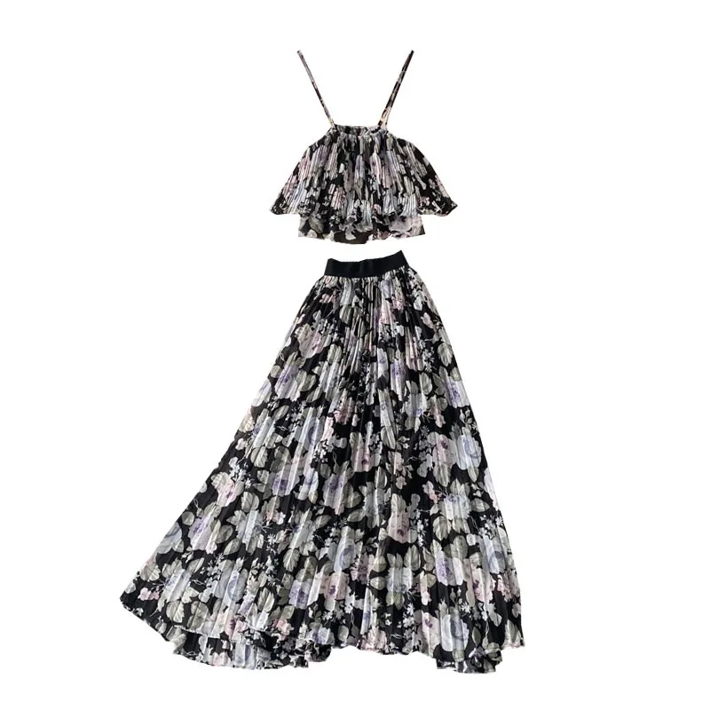 Fashion Holiday Beach Sleeveless Halter Vest Short Top + Midi Pleated Floral Skirt Two Piece Set Women Bohemian Outfits Summer 
Fashion Holiday Beach Sleeveless Halter Vest Short Top + Midi Pleated Floral Skirt Two Piece Set Women Bohemian Outfits Summer