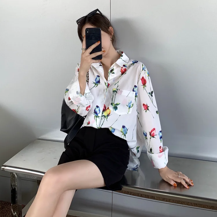 Korean Clothes Fashion Brand Loose Women's Clothing Chic Blouses Streetwear Shirts Vintage Style Autumn Ladies Tops New Ins
Korean Clothes Fashion Brand Loose Women's Clothing Chic Blouses Streetwear Shirts Vintage Style Autumn Ladies Tops New Ins