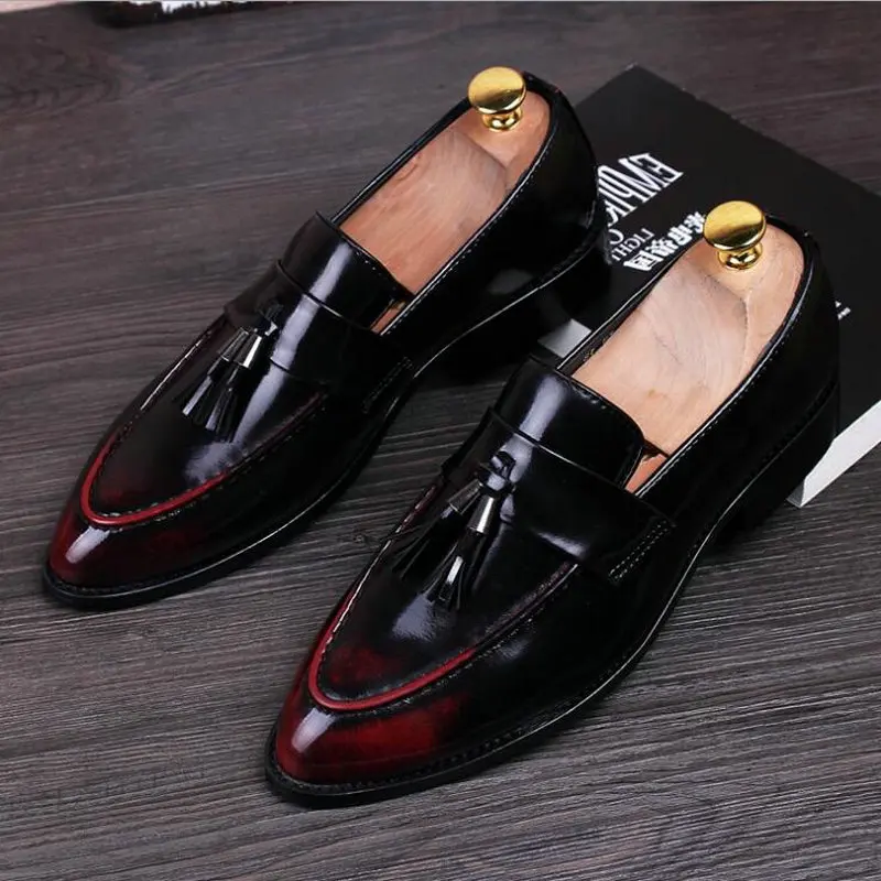 Brand Male Formal Flats Fashion Oxfords Brogue Shoes Mens Pointed Toe Dress Wedding Shoes Famous Tassel Footwear
Brand Male Formal Flats Fashion Oxfords Brogue Shoes Mens Pointed Toe Dress Wedding Shoes Famous Tassel Footwear