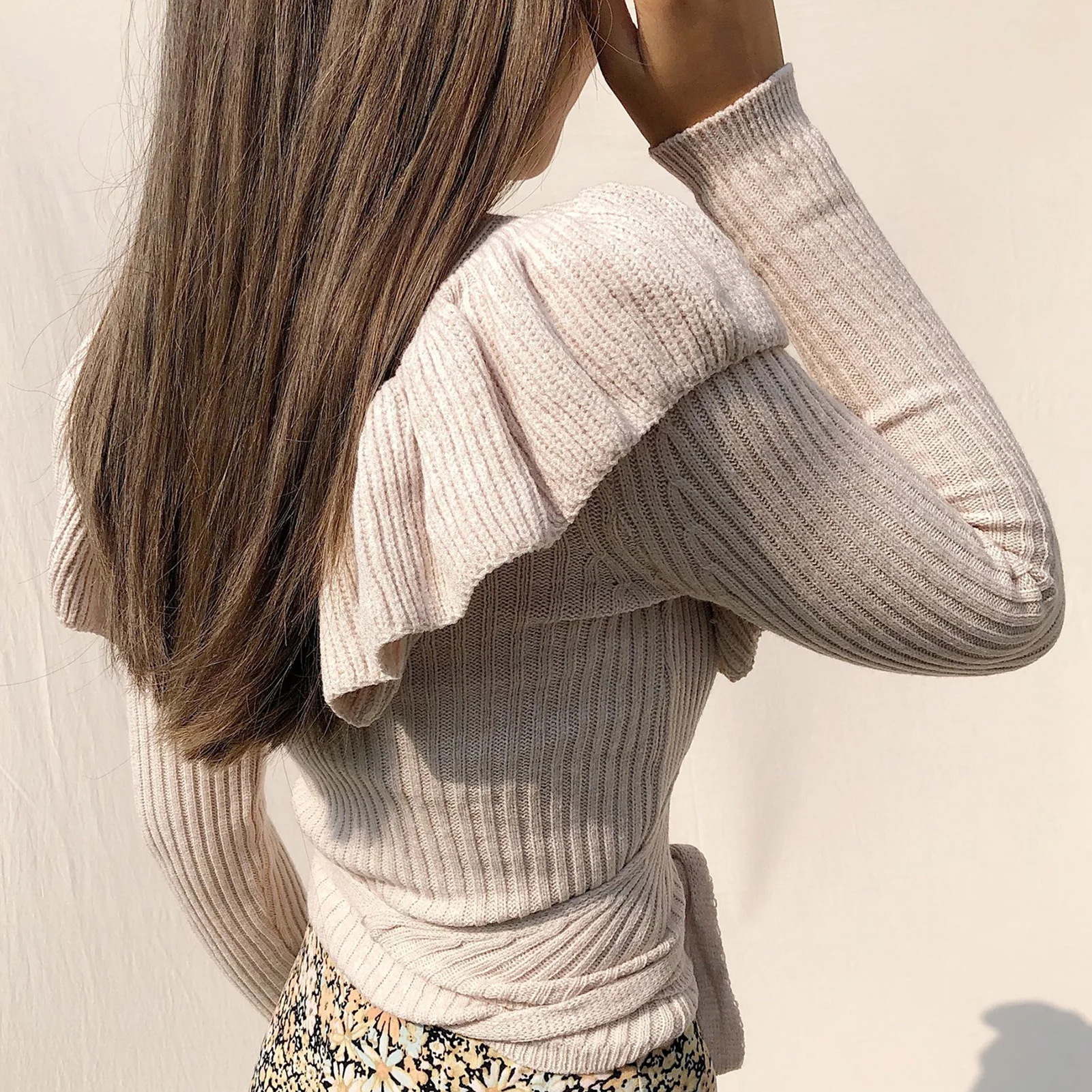 Autumn Winter Women V Neck Long Sleeve Ruffles Knitted Sweater Bandage Pullover
Autumn Winter Women V Neck Long Sleeve Ruffles Knitted Sweater Bandage Pullover