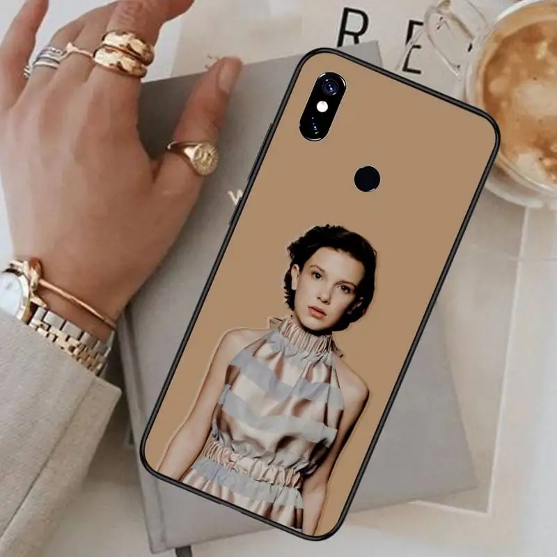 Millie Bobby Brown Phone Case For Xiaomi Redmi 7 8 9t a3Pro 9se k20 mi8 max3 lite 9 note 9s 10 pro
Millie Bobby Brown Phone Case For Xiaomi Redmi 7 8 9t a3Pro 9se k20 mi8 max3 lite 9 note 9s 10 pro