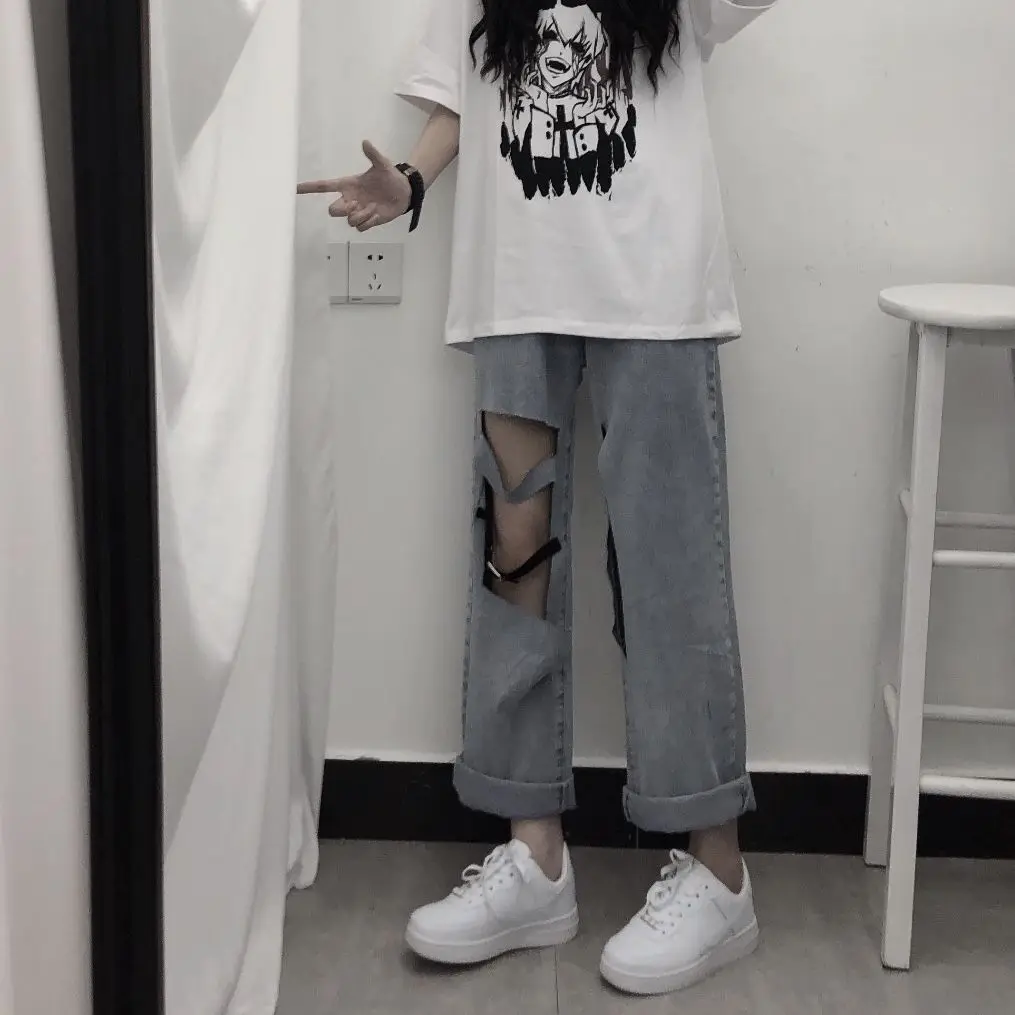 Summer's new baggy beggar's jeans with holes, Korean version, straight tube, wide leg, high waist, slim daddy pants
Summer's new baggy beggar's jeans with holes, Korean version, straight tube, wide leg, high waist, slim daddy pants