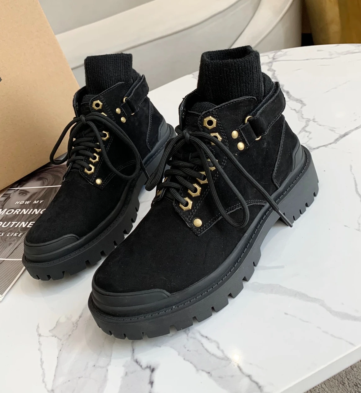 118623 118624 118625 118626 Fashion Classic Women Shoes Quality Brand Luxury Design Trendy Comfortable Women Boots
118623 118624 118625 118626 Fashion Classic Women Shoes Quality Brand Luxury Design Trendy Comfortable Women Boots
