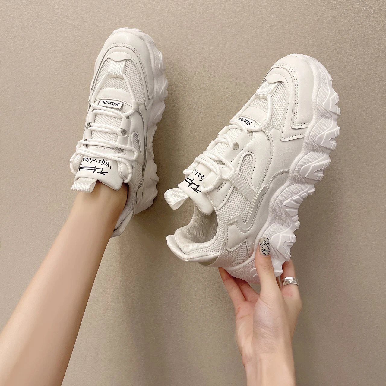 Chunky Sneaker Women 2021 Round Toe Leisure Outwear Beige Pink Casual Shoes Platform Lace-Up Trainers Handmade Zapatos De Mujer
Chunky Sneaker Women 2021 Round Toe Leisure Outwear Beige Pink Casual Shoes Platform Lace-Up Trainers Handmade Zapatos De Mujer