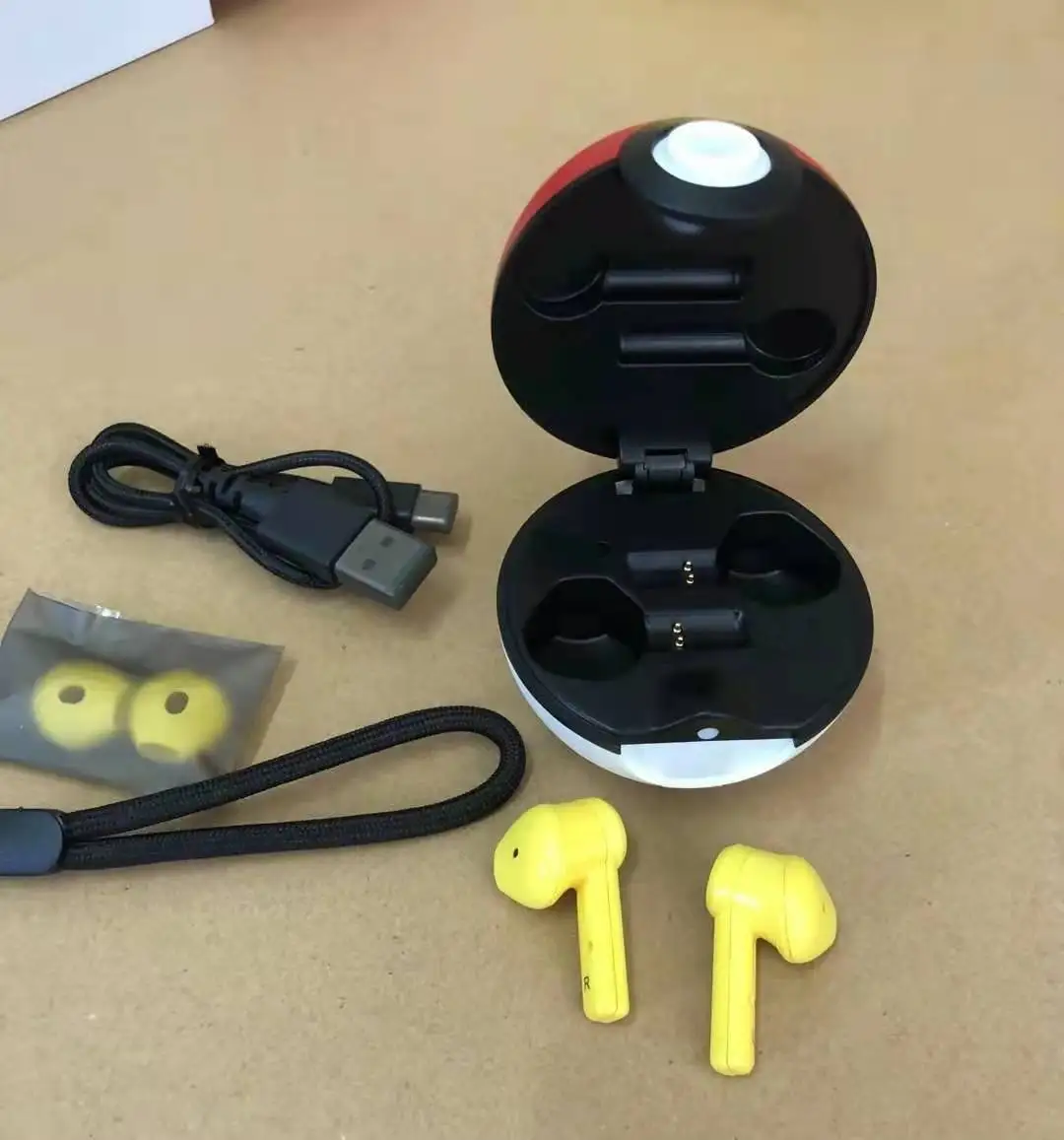 New Pok-Mon Bluetooth Earphone- Pikachu Bluetooth 5.0 in-Ear Headset Touch Control, Pokeball Charging Compartment Design
New Pok-Mon Bluetooth Earphone- Pikachu Bluetooth 5.0 in-Ear Headset Touch Control, Pokeball Charging Compartment Design