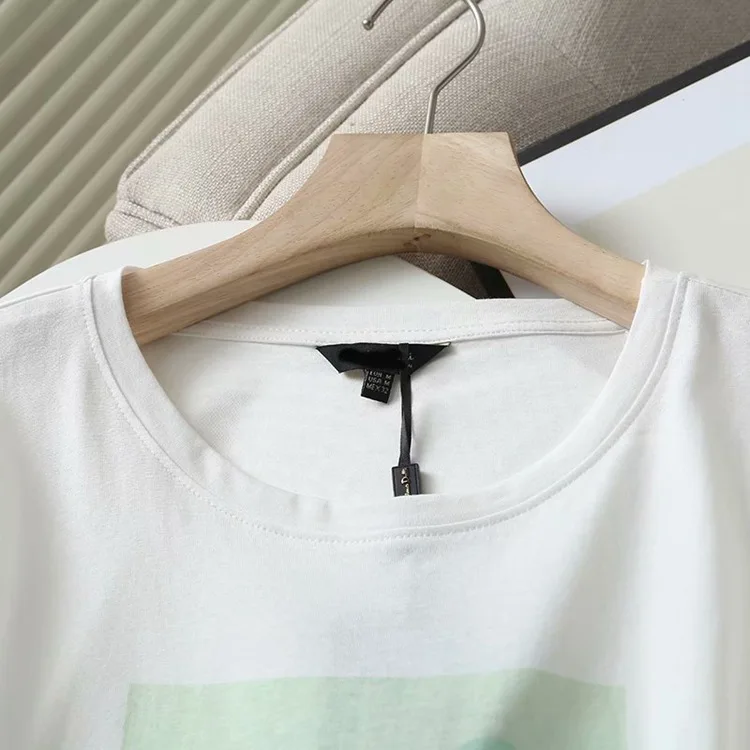 Withered Summer T Shirt Women England High Street Printing Cotton O-neck Casual Harajuku Tshirt Women Verano Mujer 2021
Withered Summer T Shirt Women England High Street Printing Cotton O-neck Casual Harajuku Tshirt Women Verano Mujer 2021