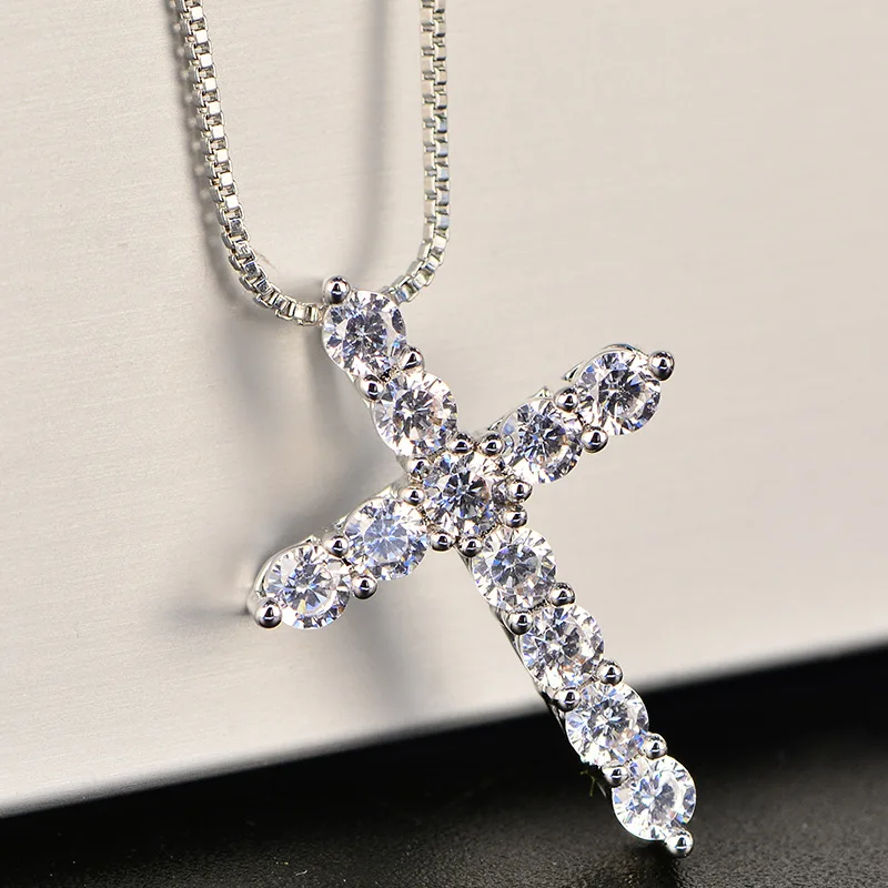 Total 1.1ct 3mmX11 Round Cut D VVS1 Moissanite 925 Silver Christian Religious Cross Pendant Necklace Woman Girl Gift
Total 1.1ct 3mmX11 Round Cut D VVS1 Moissanite 925 Silver Christian Religious Cross Pendant Necklace Woman Girl Gift