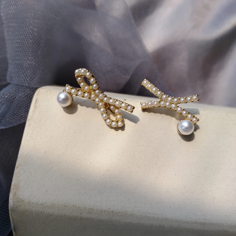 Mihan Trendy Jewelry Simulated Pearl Earring 2021 New Design Asymmetrical Geometric Stud Earrings For Girl Fine Accessories
Mihan Trendy Jewelry Simulated Pearl Earring 2021 New Design Asymmetrical Geometric Stud Earrings For Girl Fine Accessories