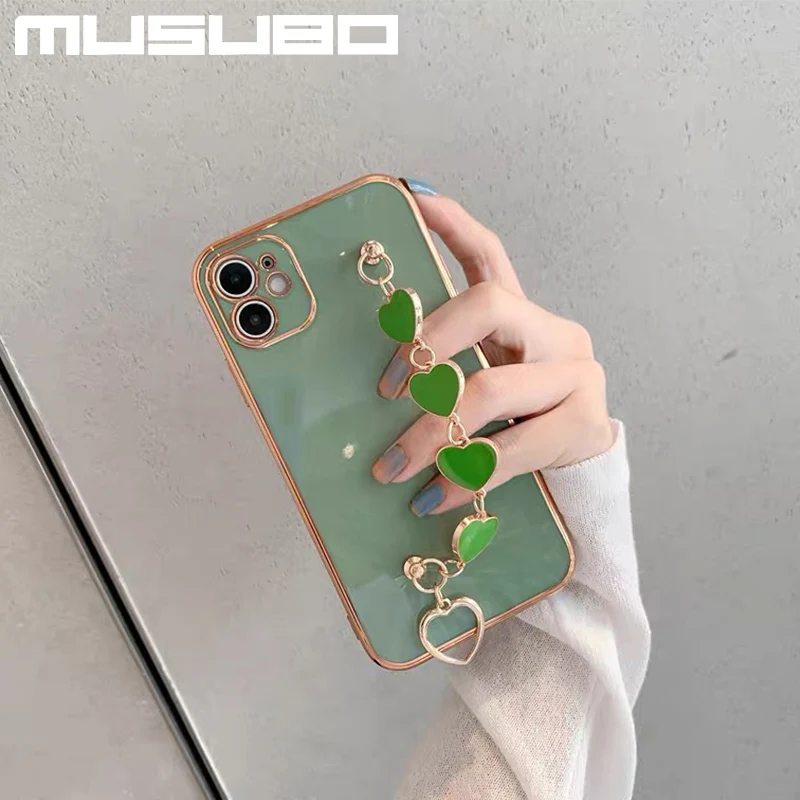 Fundas Wristband Luxury Cover For iPhone 12 Pro 11 Pro Max XR Back Case For iPhone 8 Plus 7 Plus Xs Max SE 2 Soft Silicone Capa
Fundas Wristband Luxury Cover For iPhone 12 Pro 11 Pro Max XR Back Case For iPhone 8 Plus 7 Plus Xs Max SE 2 Soft Silicone Capa