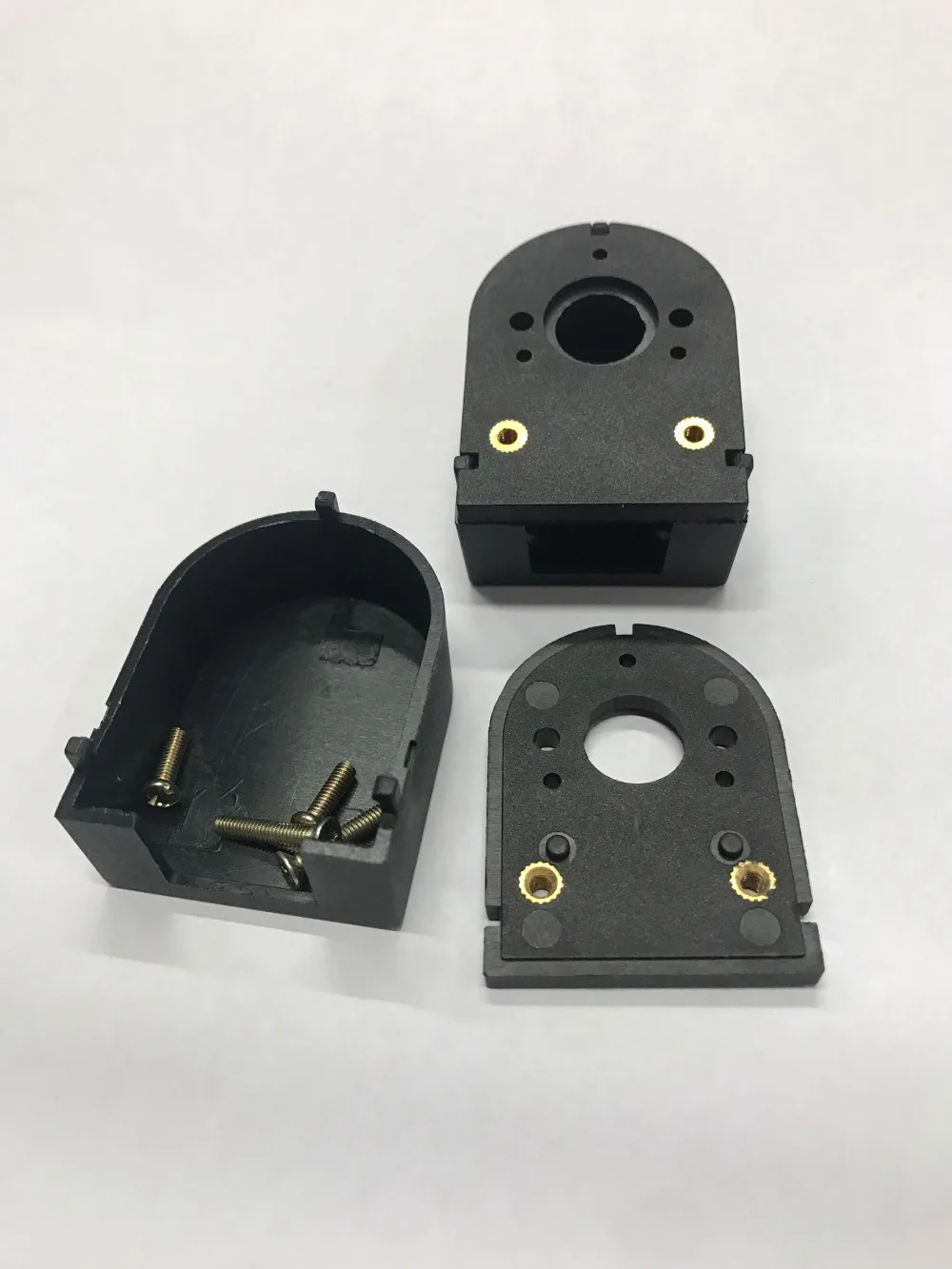 Plastic shell for encoder HEDS-9140#H00 H9140 HEDS-9140 10pcs + Plastic disc 10pcs 400cpr 25.4mm outside 6mm inside
Plastic shell for encoder HEDS-9140#H00 H9140 HEDS-9140 10pcs + Plastic disc 10pcs 400cpr 25.4mm outside 6mm inside
