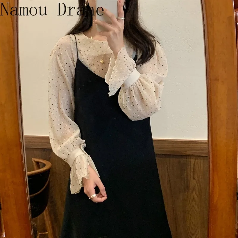 olka Dot Horn Sleeve Chiffon Womens Blouses + Korean V-neck Loose Black Suspenders Dress Women Two Piece Outfits 
olka Dot Horn Sleeve Chiffon Womens Blouses + Korean V-neck Loose Black Suspenders Dress Women Two Piece Outfits