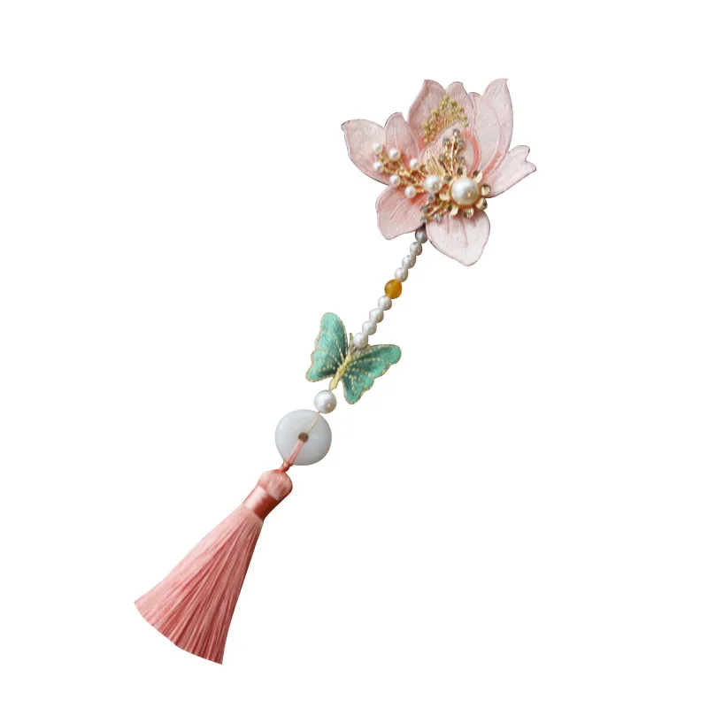 Brooch Retro Chinese Style Collocation Cheongsam Entirely Handmade Embroidered Classical Tassels Pressure Lapel Pendant
Brooch Retro Chinese Style Collocation Cheongsam Entirely Handmade Embroidered Classical Tassels Pressure Lapel Pendant