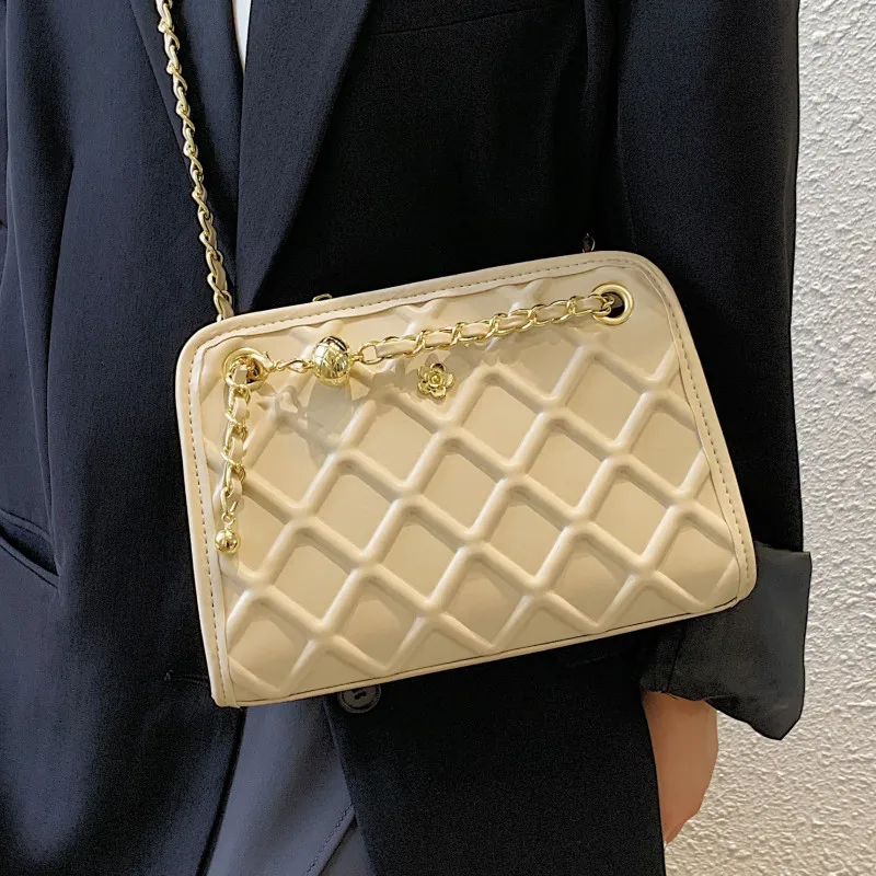 Diamond Lattice Crossbody Bags Women's Luxury Pu Leather Shoulder Bag Chain Plaid Handbags Female Brand Trendy Messenger Bag Sac
Diamond Lattice Crossbody Bags Women's Luxury Pu Leather Shoulder Bag Chain Plaid Handbags Female Brand Trendy Messenger Bag Sac
