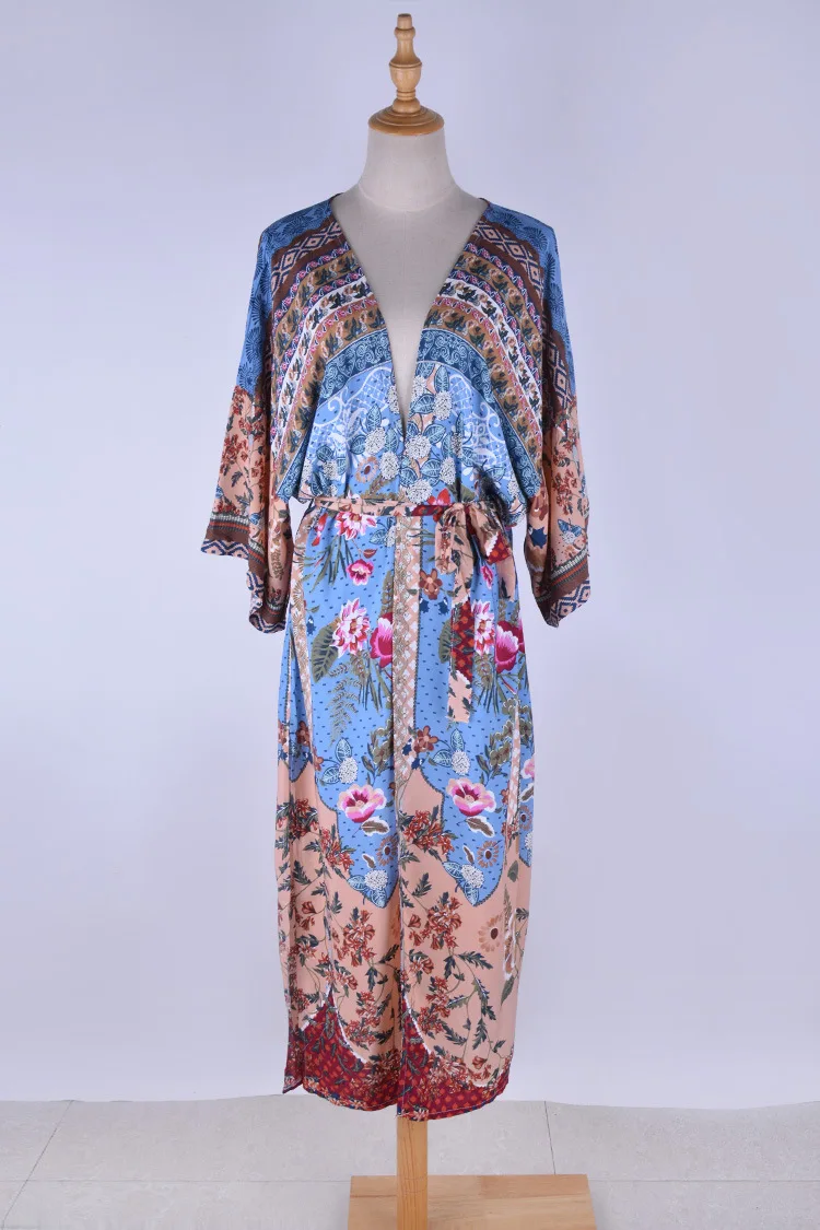 Women New Sexy Bikini Cover Up Tunic Floral Print Pareos Kaftan Robe Cover-up Woman Beach Wear Swimsuit Swimwear Bathing Dress
Women New Sexy Bikini Cover Up Tunic Floral Print Pareos Kaftan Robe Cover-up Woman Beach Wear Swimsuit Swimwear Bathing Dress