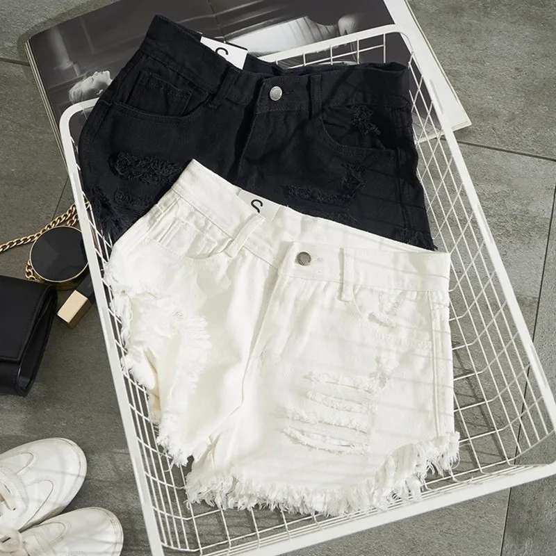 Fashion New Summer Women White Denim Shorts Sexy Hole Ripped Mini Jeans Shorts Women Streetwear Tassel High Waist Shorts
Fashion New Summer Women White Denim Shorts Sexy Hole Ripped Mini Jeans Shorts Women Streetwear Tassel High Waist Shorts