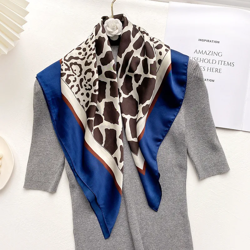 New Fashion Kerchief Small Silk Neck Scarf For Women 70*70 Hijab Scarfs Female Shawls Bags Scarves Lady Bandana Foulard FJ427
New Fashion Kerchief Small Silk Neck Scarf For Women 70*70 Hijab Scarfs Female Shawls Bags Scarves Lady Bandana Foulard FJ427