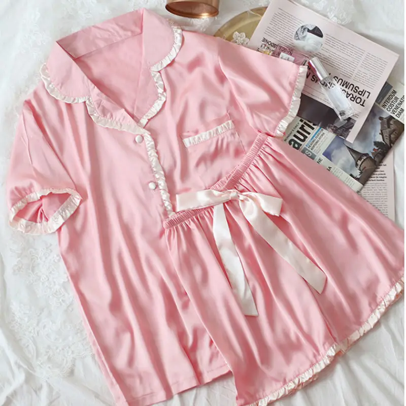 Pajamas women's summer thin style ice silk sexy short sleeve shorts Korean cardigan women's summer long sleeve home suit
Pajamas women's summer thin style ice silk sexy short sleeve shorts Korean cardigan women's summer long sleeve home suit