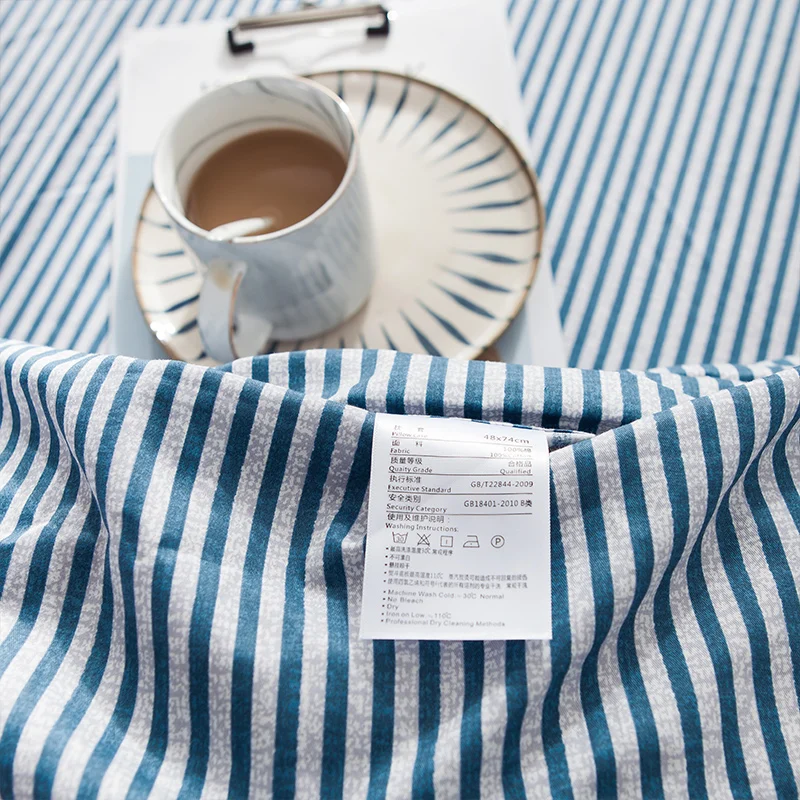 2pcs little striped blue 100% cotton pillowcases printed adult queen size comfy classic home pillowcover winter free shipping
2pcs little striped blue 100% cotton pillowcases printed adult queen size comfy classic home pillowcover winter free shipping